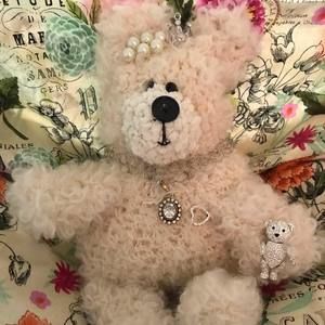 Meet your Posher, Heidi